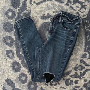 Old Navy Women's Dark Blue Distressed Skinny Jeans